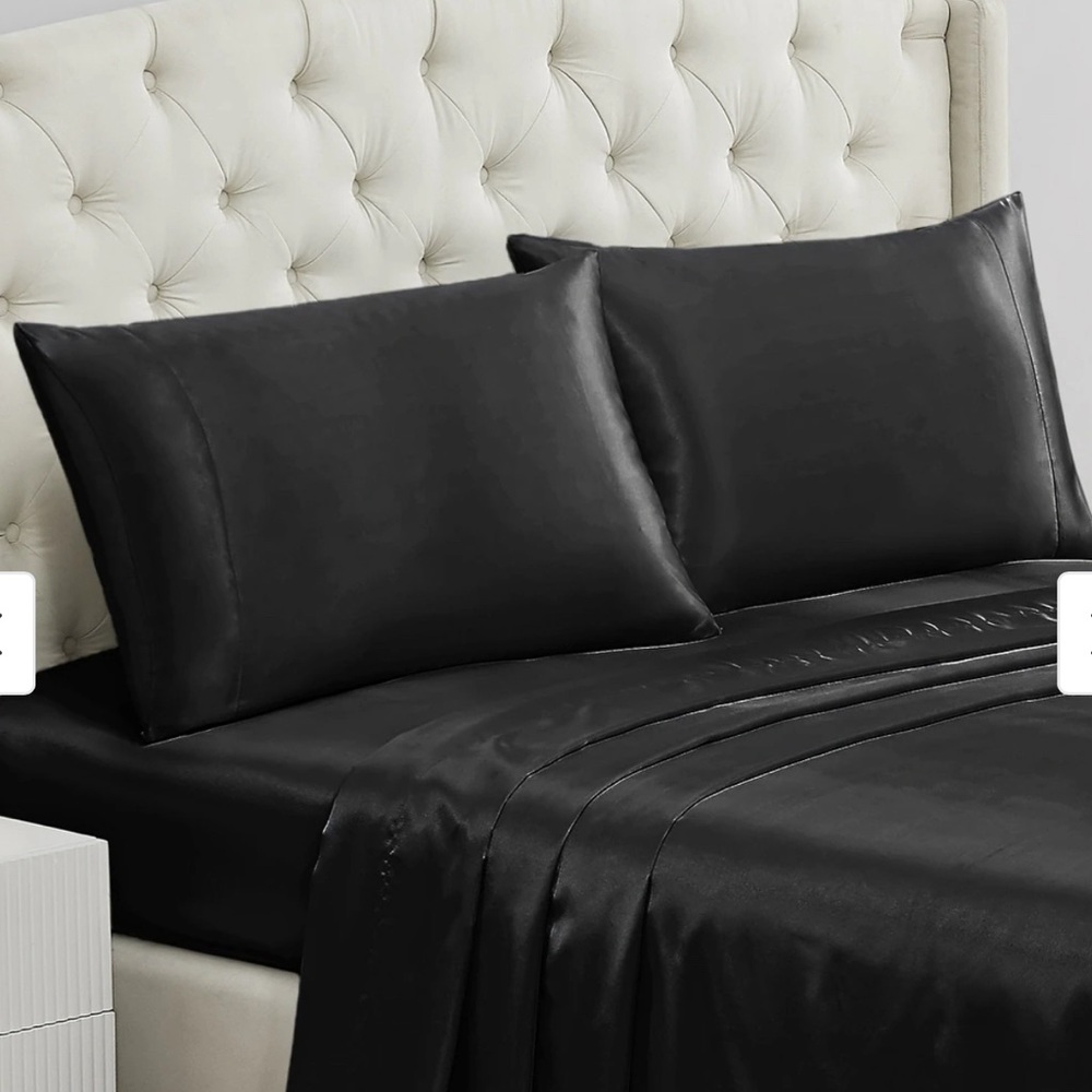 Juicy Couture , Twin Silk Satin Bed Sheet Set, Deep Pocket 4 Piece Set Black - Picture 2 of 4